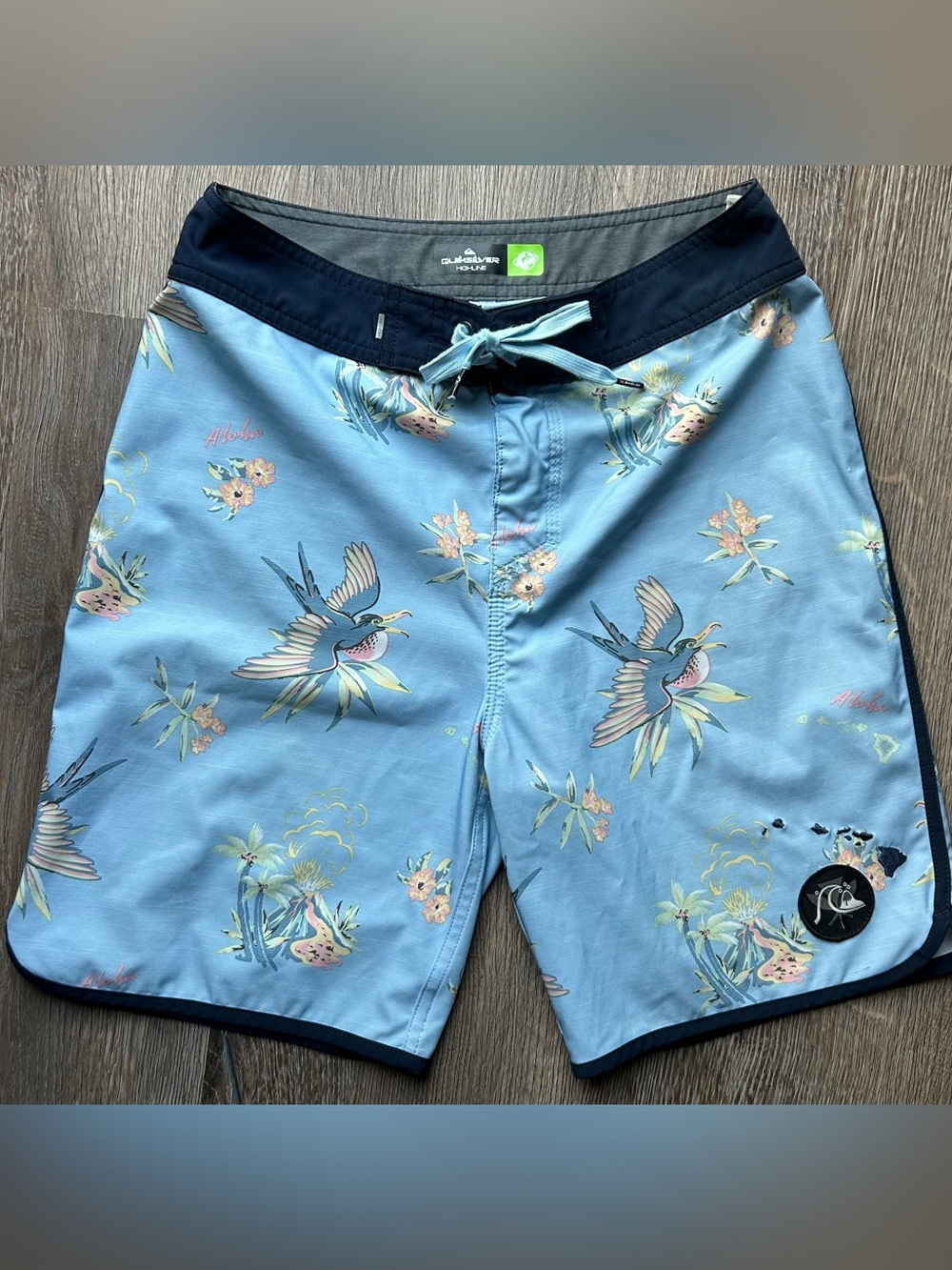 Quiksilver Men’s Light Blue Swim Boardshorts with Navy Waistband